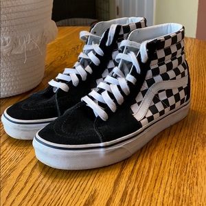 vans checkered hi tops